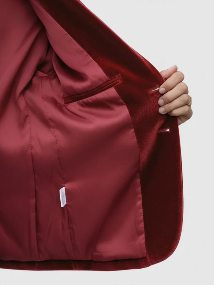 ARIVESSA CLASSIC TAILORED BLAZER