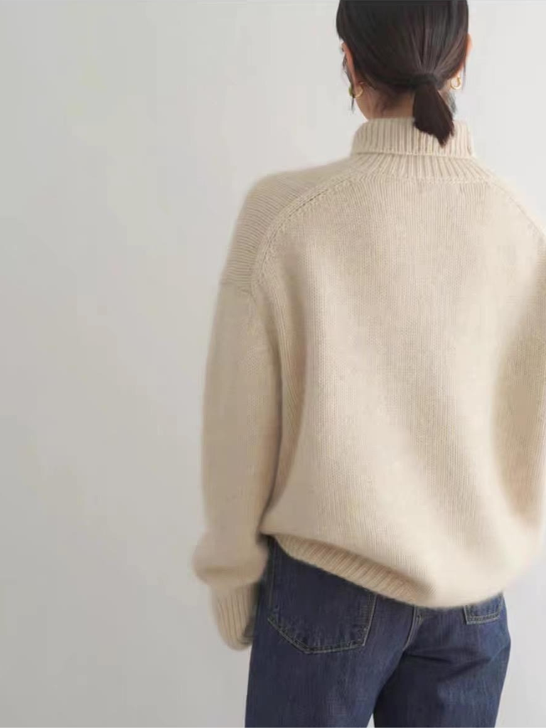 NELE LUXE TURTLENECK SWEATER