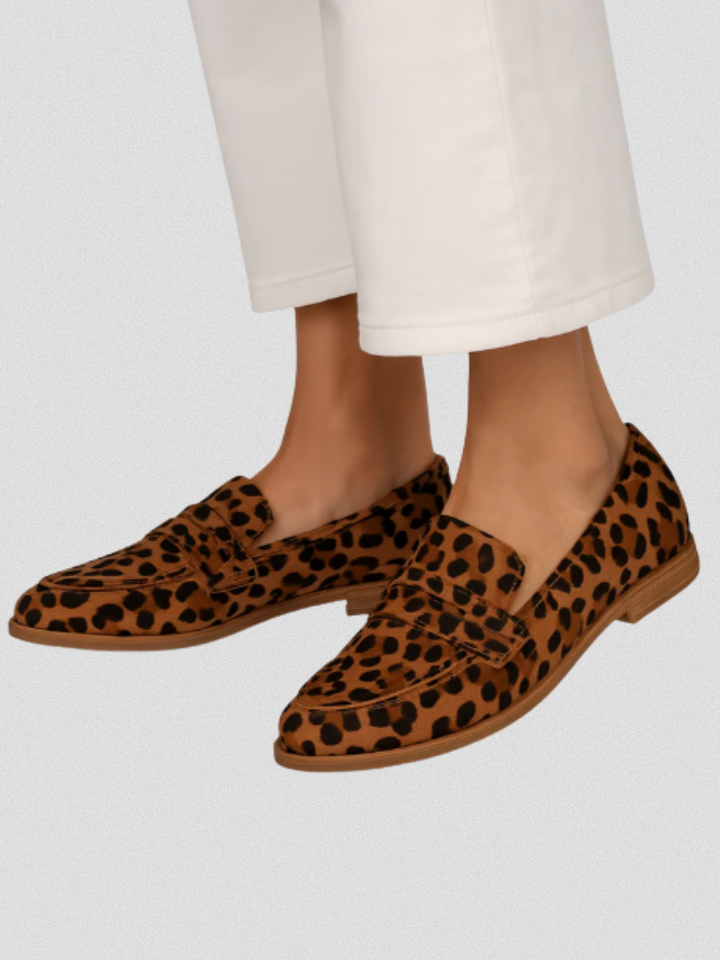 SAVANNAH LEOPARD FLATS
